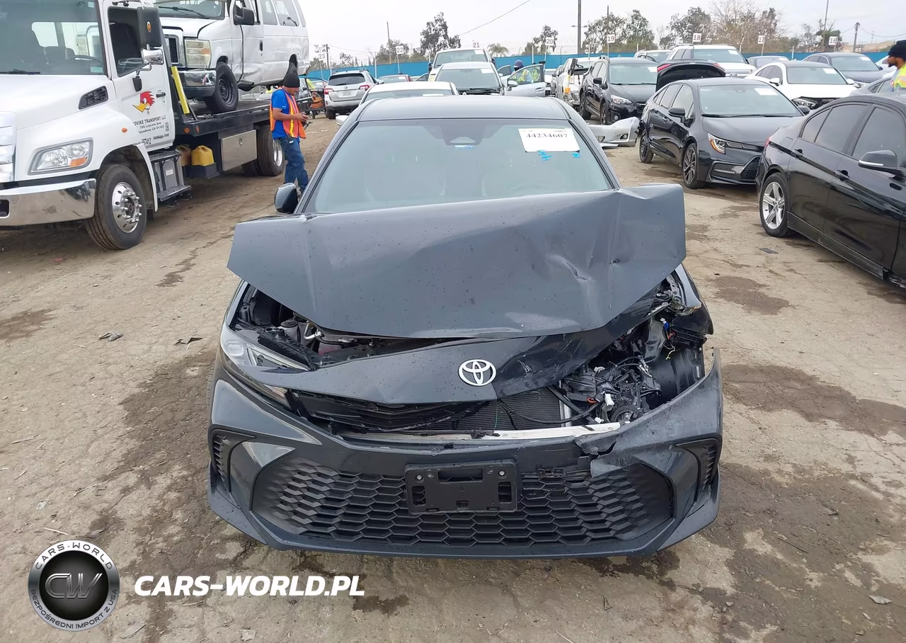 2025 Toyota Camry Se VIN:4T1DBADK3SU010980 - 12