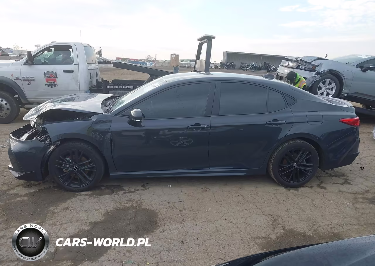 2025 Toyota Camry Se VIN:4T1DBADK3SU010980 - 14