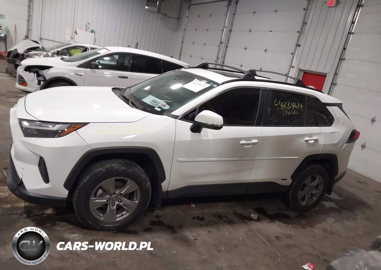 2024 Toyota Rav4 Xle-Woodland Edition VIN:2T3RWRFV1RW201329 - 14