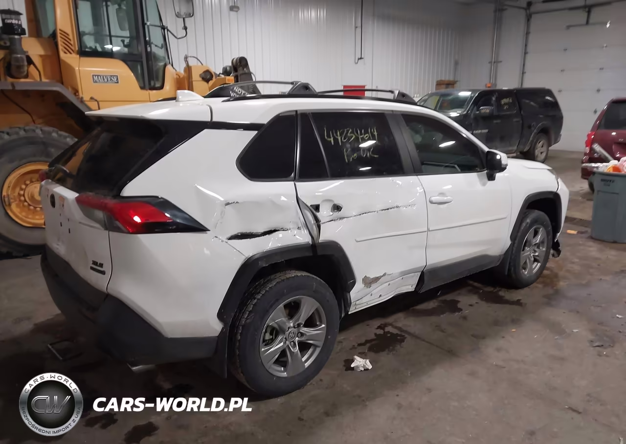 2024 Toyota Rav4 Xle-Woodland Edition VIN:2T3RWRFV1RW201329 - 4