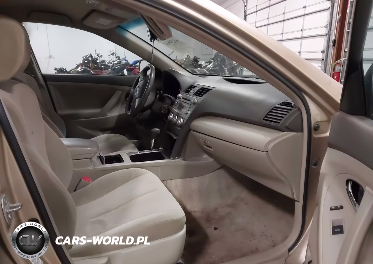 2010 Toyota Camry Le VIN:4T1BF3EKXAU115200 - 5