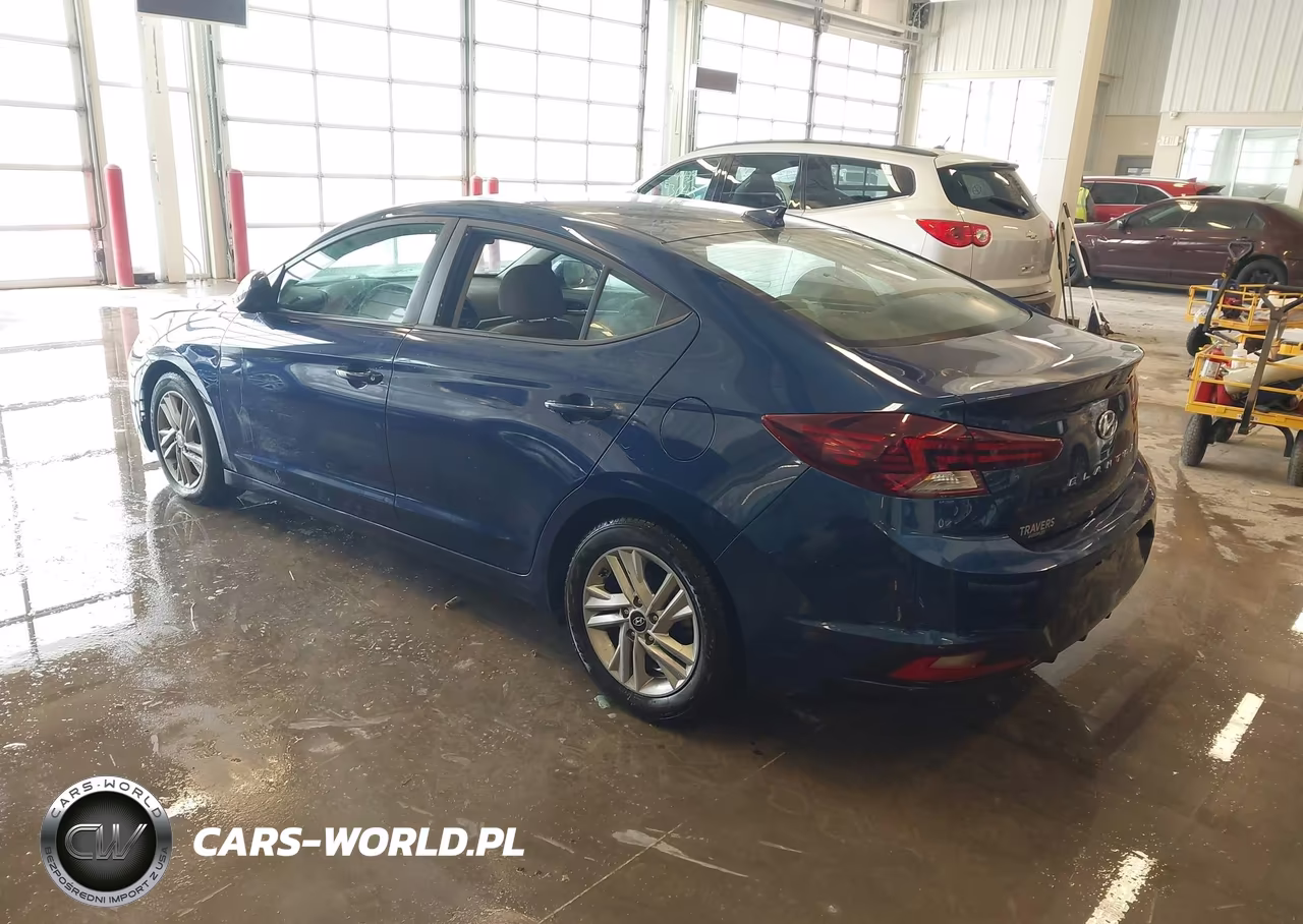 2020 Hyundai Elantra Sel VIN:5NPD84LF3LH558546 - 3