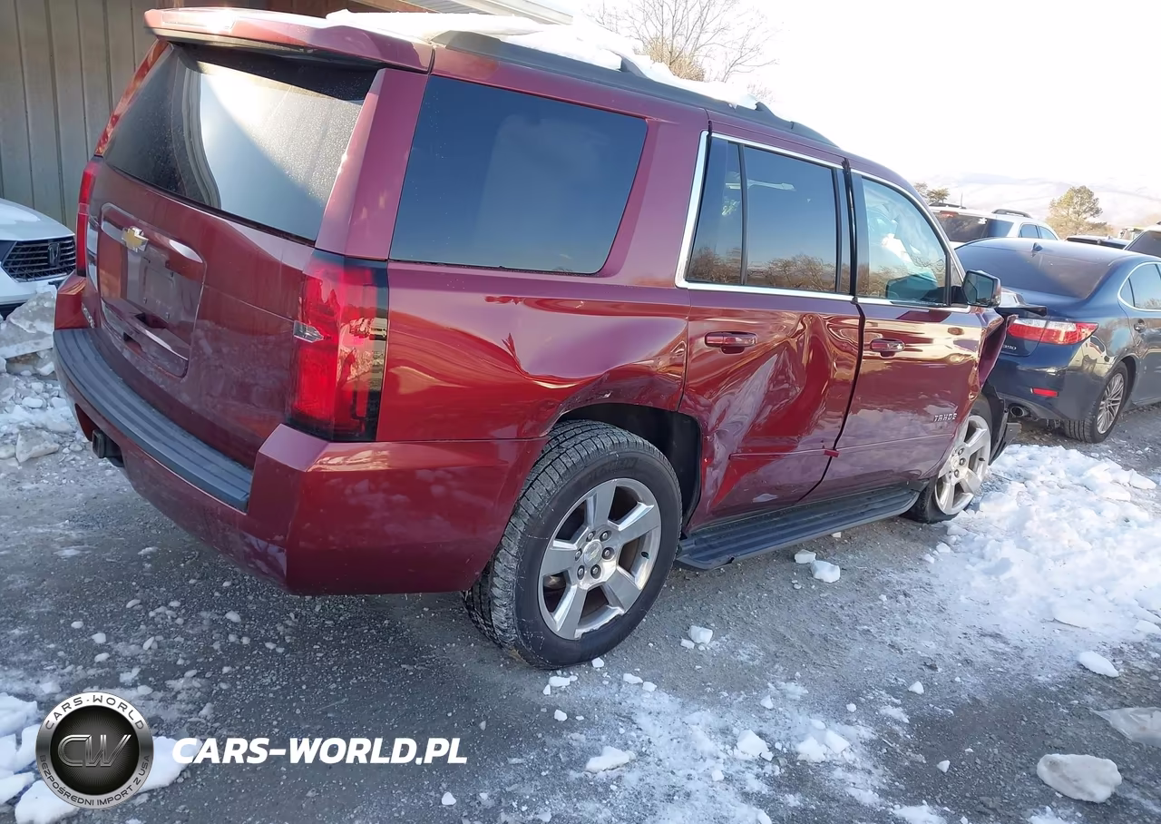 2017 Chevrolet Tahoe Ls VIN:1GNSKAKC5HR367393 - 4