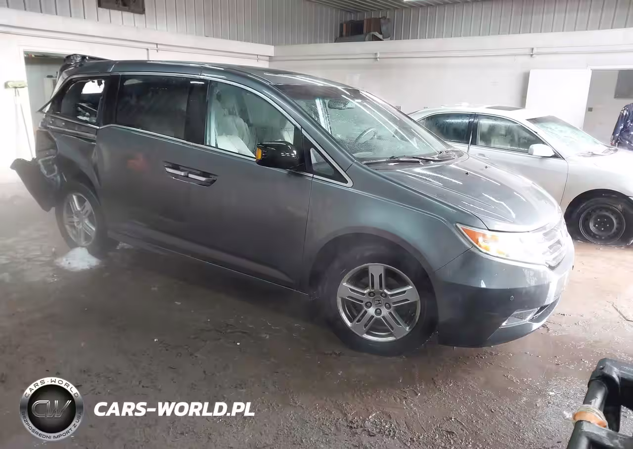 2012 Honda Odyssey Touring-Touring Elite