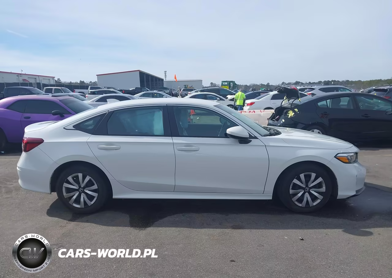 2025 Honda Civic Lx VIN:2HGFE2F2XSH501459 - 13
