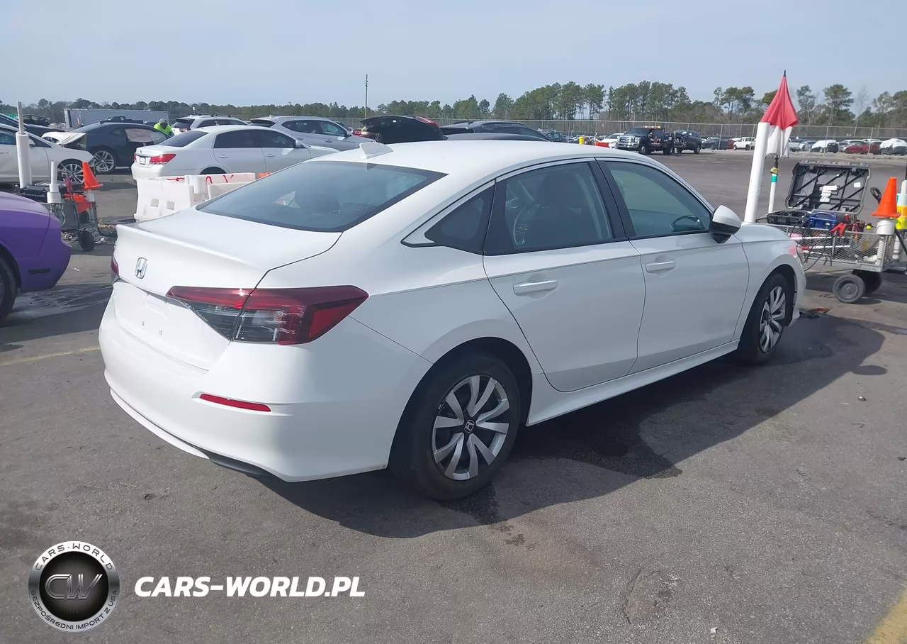 2025 Honda Civic Lx VIN:2HGFE2F2XSH501459 - 4