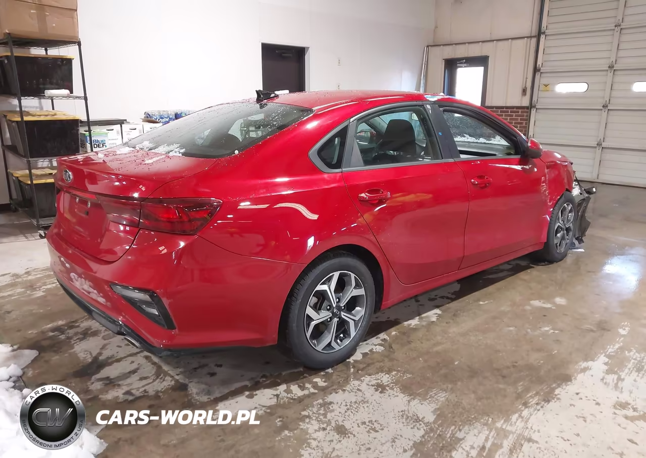 2021 Kia Forte Lxs VIN:3KPF24AD1ME330854 - 4