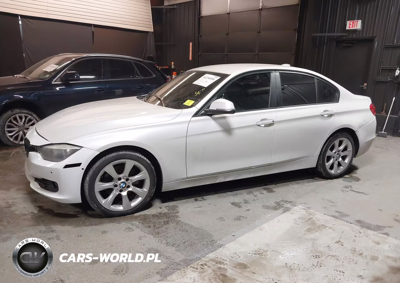 2014 BMW 320I xDrive VIN:WBA3C3C51EP662730 - 14