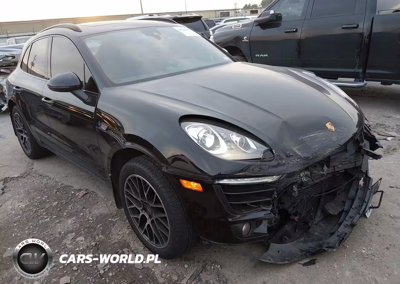 2018 Porsche Macan S