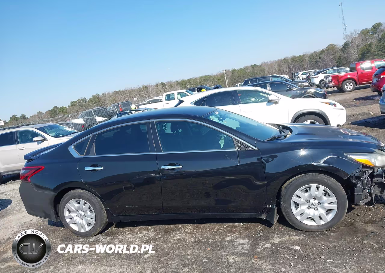 2017 Nissan Altima 2.5 Sr VIN:1N4AL3AP4HC246087 - 14