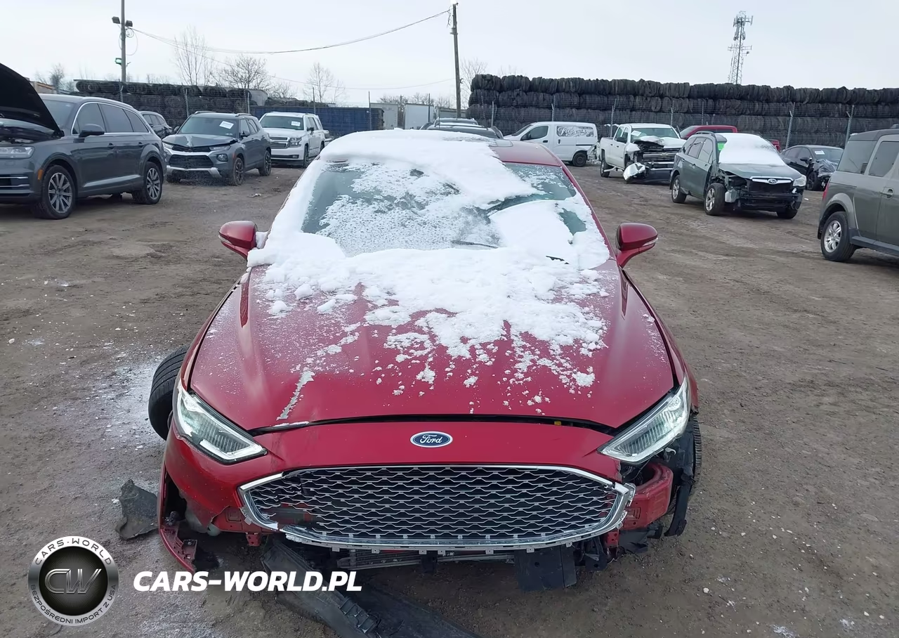 2019 Ford Fusion Energi Titanium VIN:3FA6P0SU3KR266935 - 12