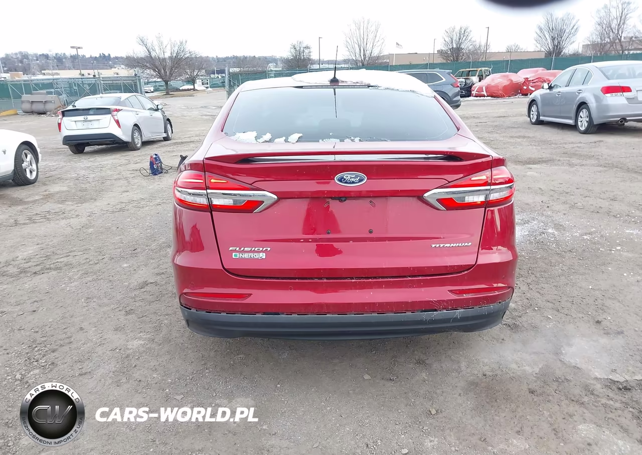 2019 Ford Fusion Energi Titanium VIN:3FA6P0SU3KR266935 - 16