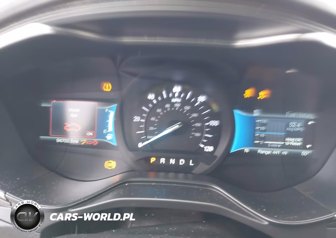 2019 Ford Fusion Energi Titanium VIN:3FA6P0SU3KR266935 - 7