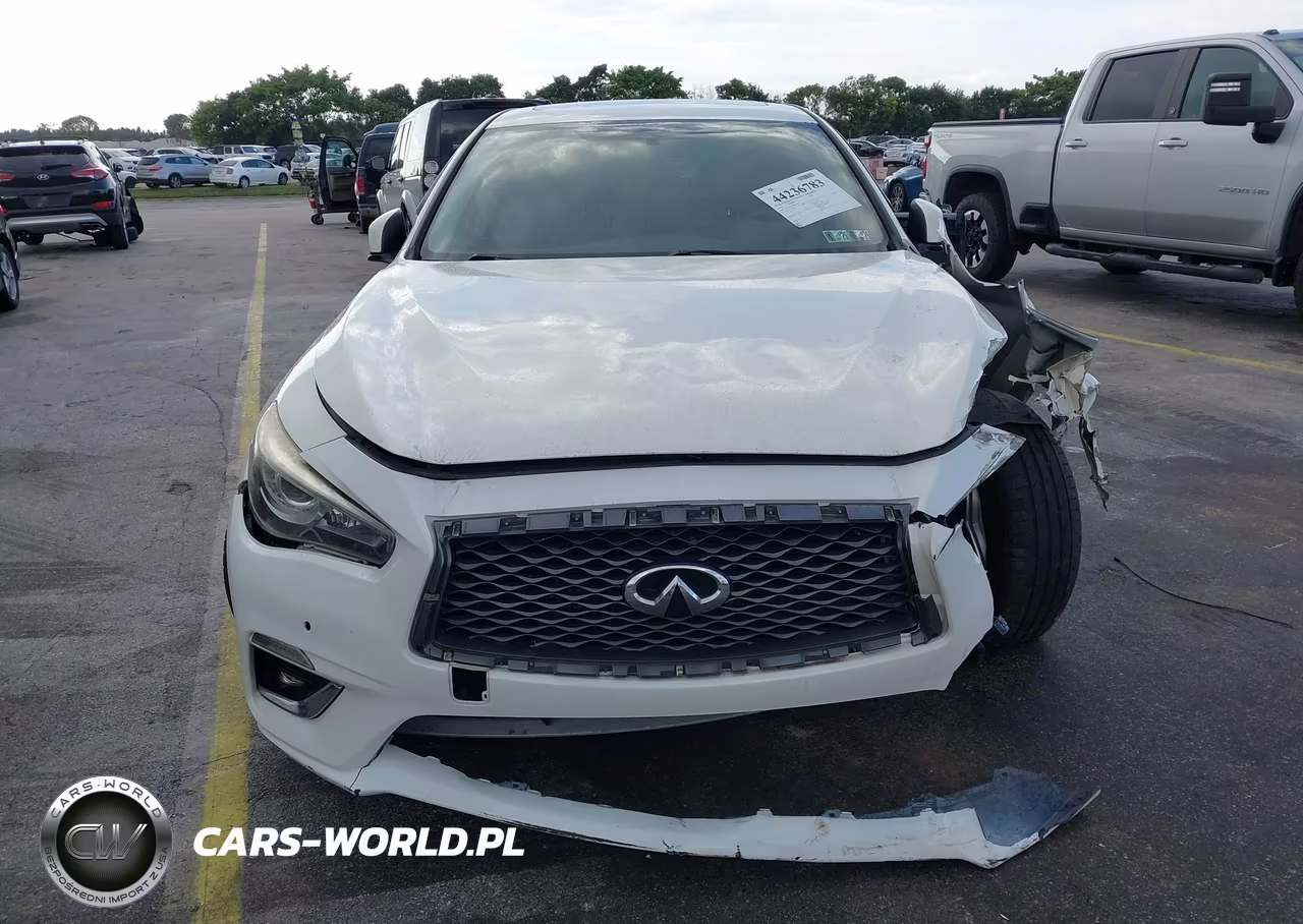 2018 Infiniti Q50 3.0T Luxe VIN:JN1EV7ARXJM438146 - 11