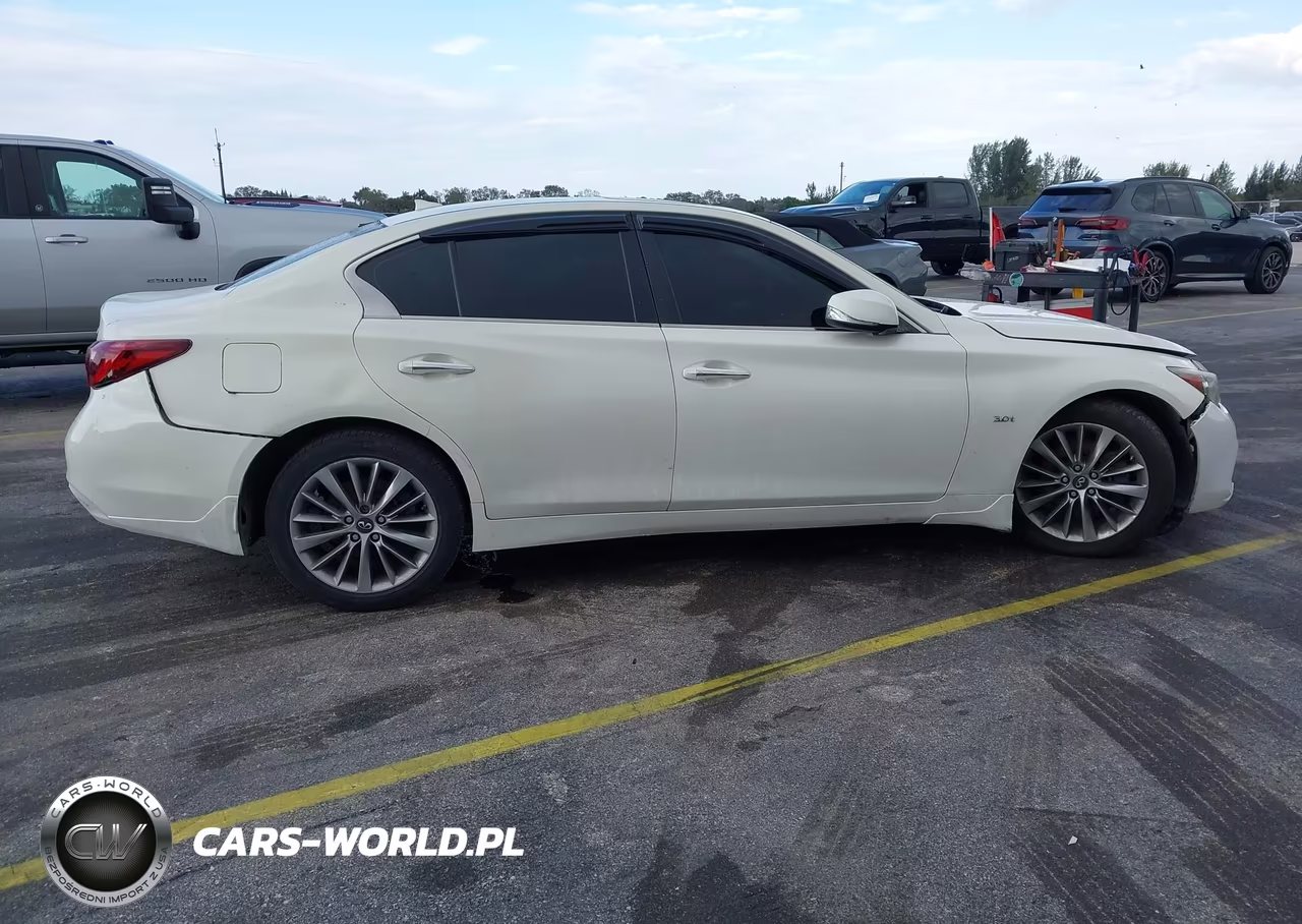 2018 Infiniti Q50 3.0T Luxe VIN:JN1EV7ARXJM438146 - 12