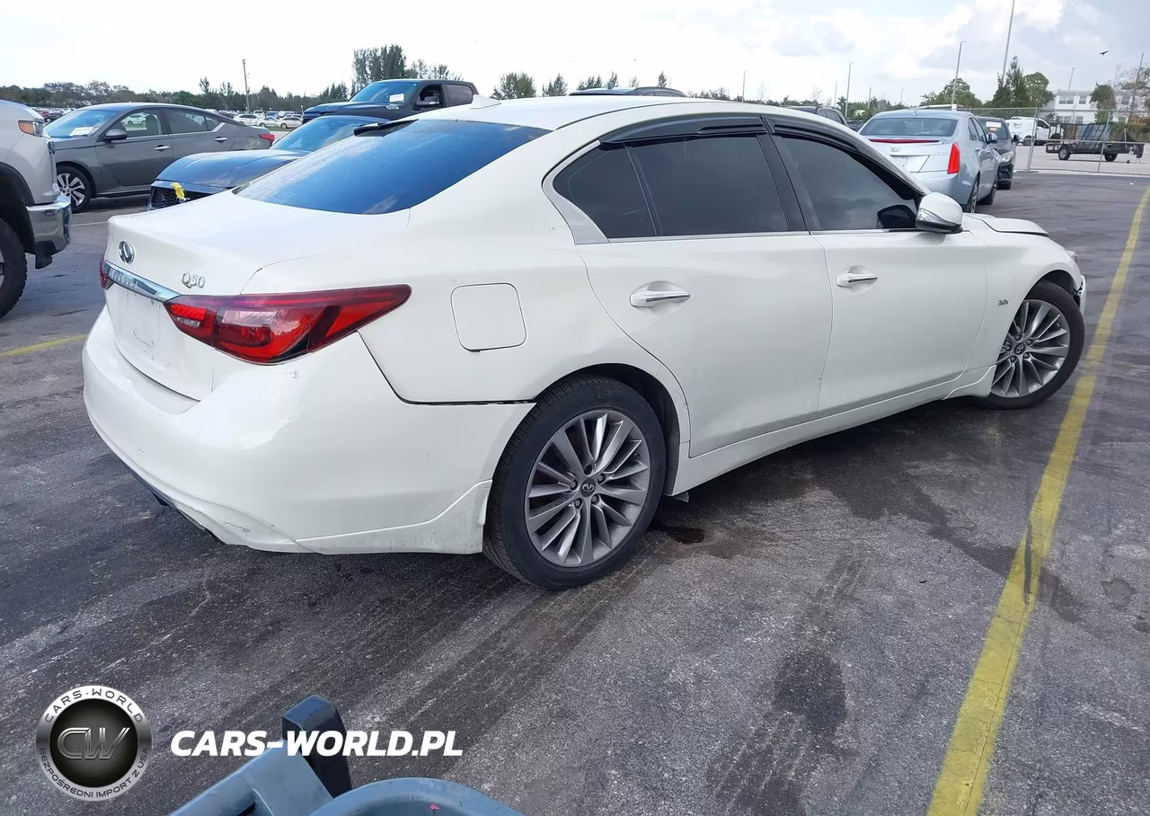 2018 Infiniti Q50 3.0T Luxe VIN:JN1EV7ARXJM438146 - 4