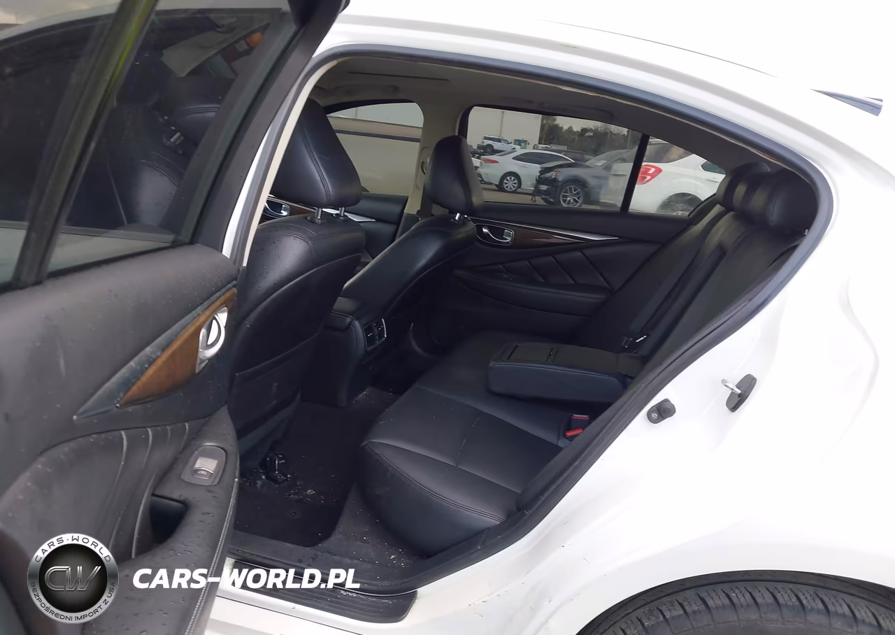 2018 Infiniti Q50 3.0T Luxe VIN:JN1EV7ARXJM438146 - 8