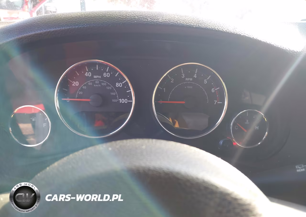2011 Jeep Wrangler Sahara VIN:1J4AA5D19BL638793 - 14