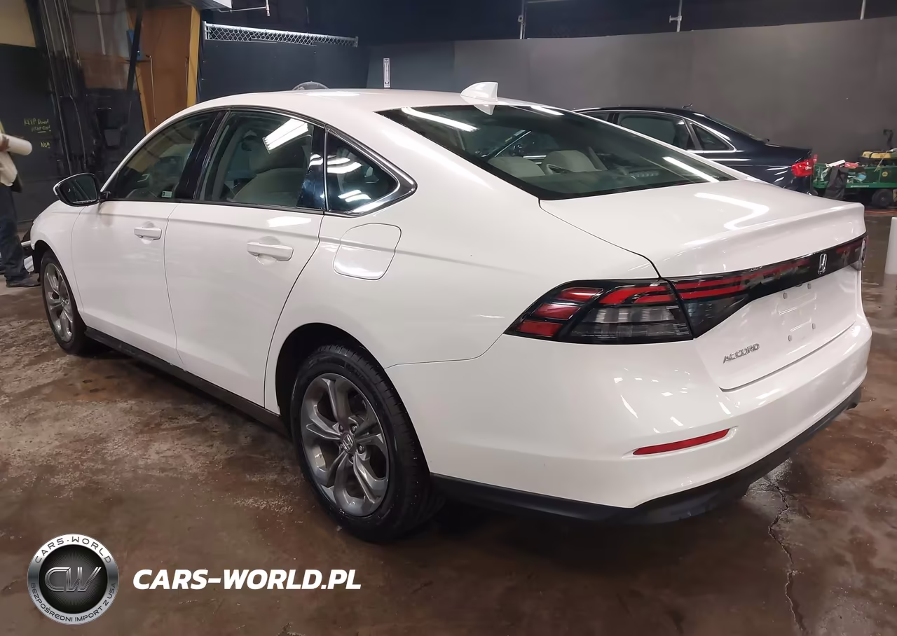 2024 Honda Accord Ex VIN:1HGCY1F32RA068161 - 3