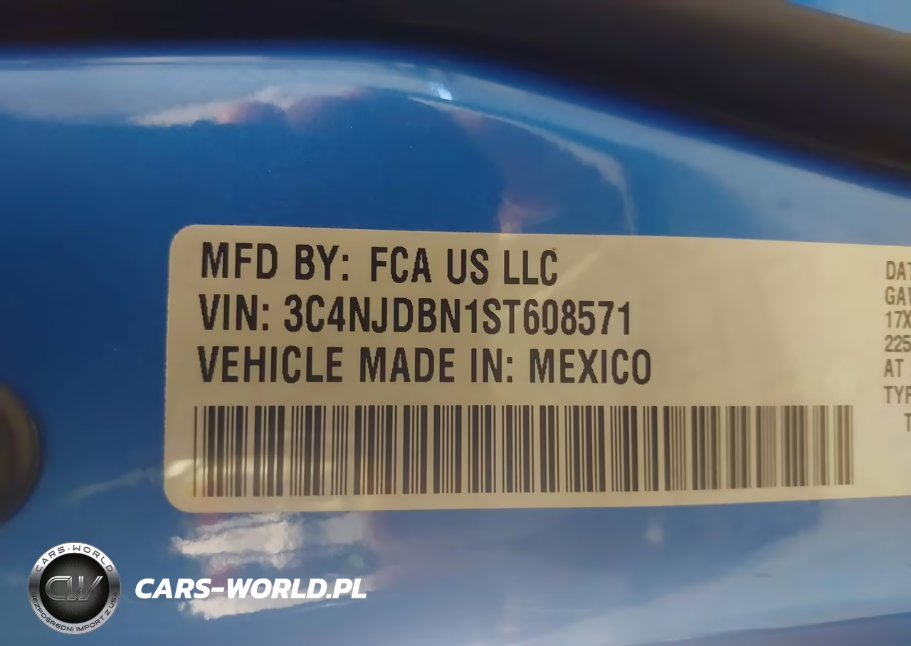 2025 Jeep Compass Latitude 4X4 VIN:3C4NJDBN1ST608571 - 9