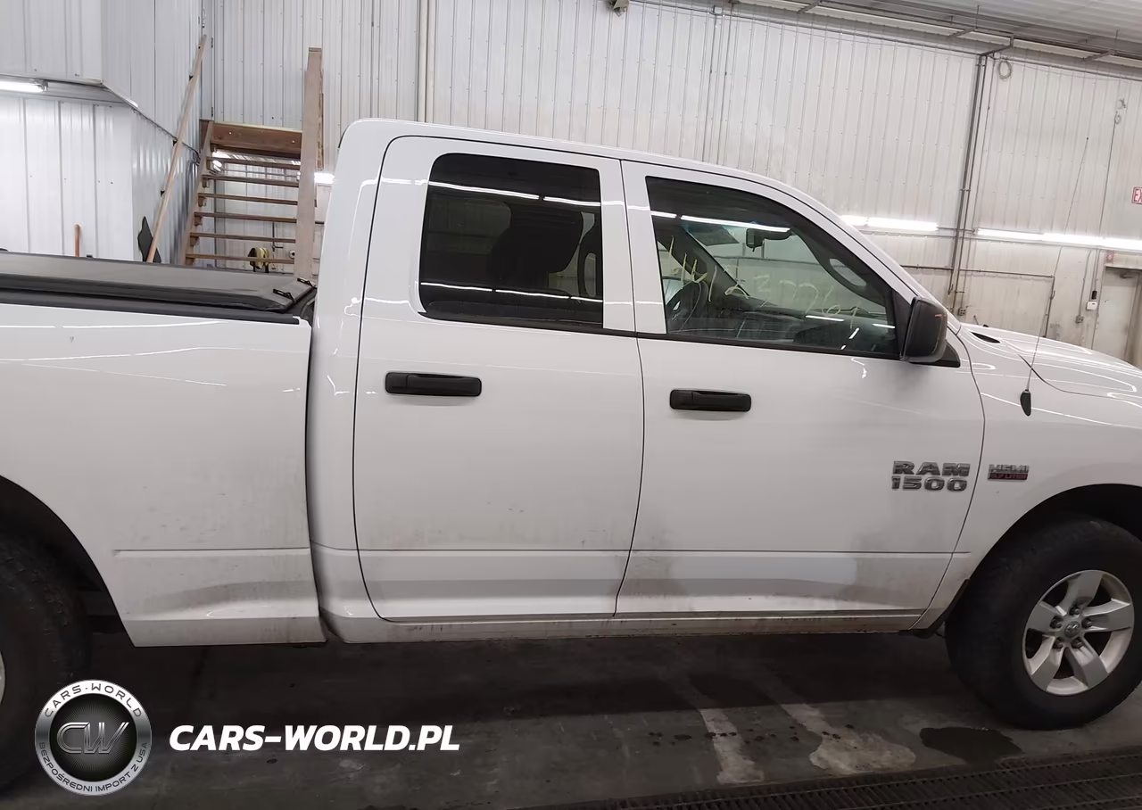 2015 Ram 1500 Tradesman VIN:1C6RR7FT1FS740443 - 14