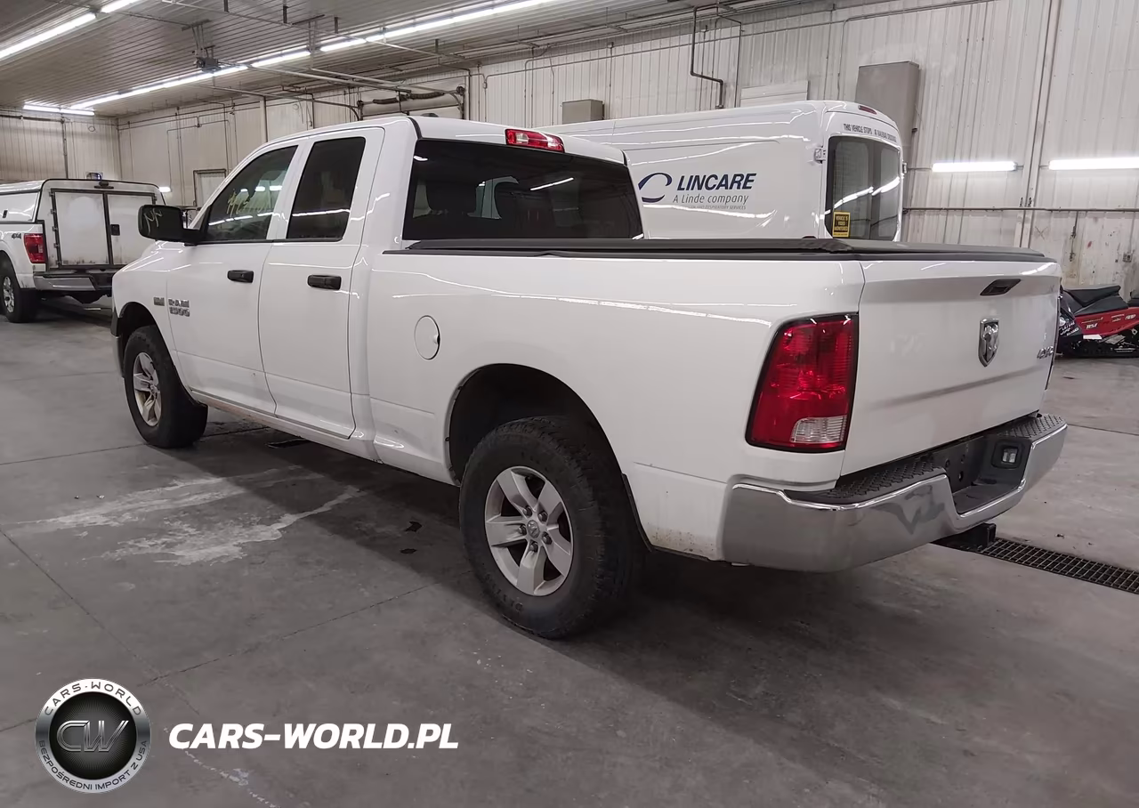 2015 Ram 1500 Tradesman VIN:1C6RR7FT1FS740443 - 3
