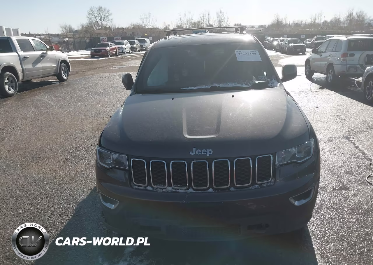 2017 Jeep Grand Cherokee Laredo 4X4 VIN:1C4RJFAG7HC660176 - 12
