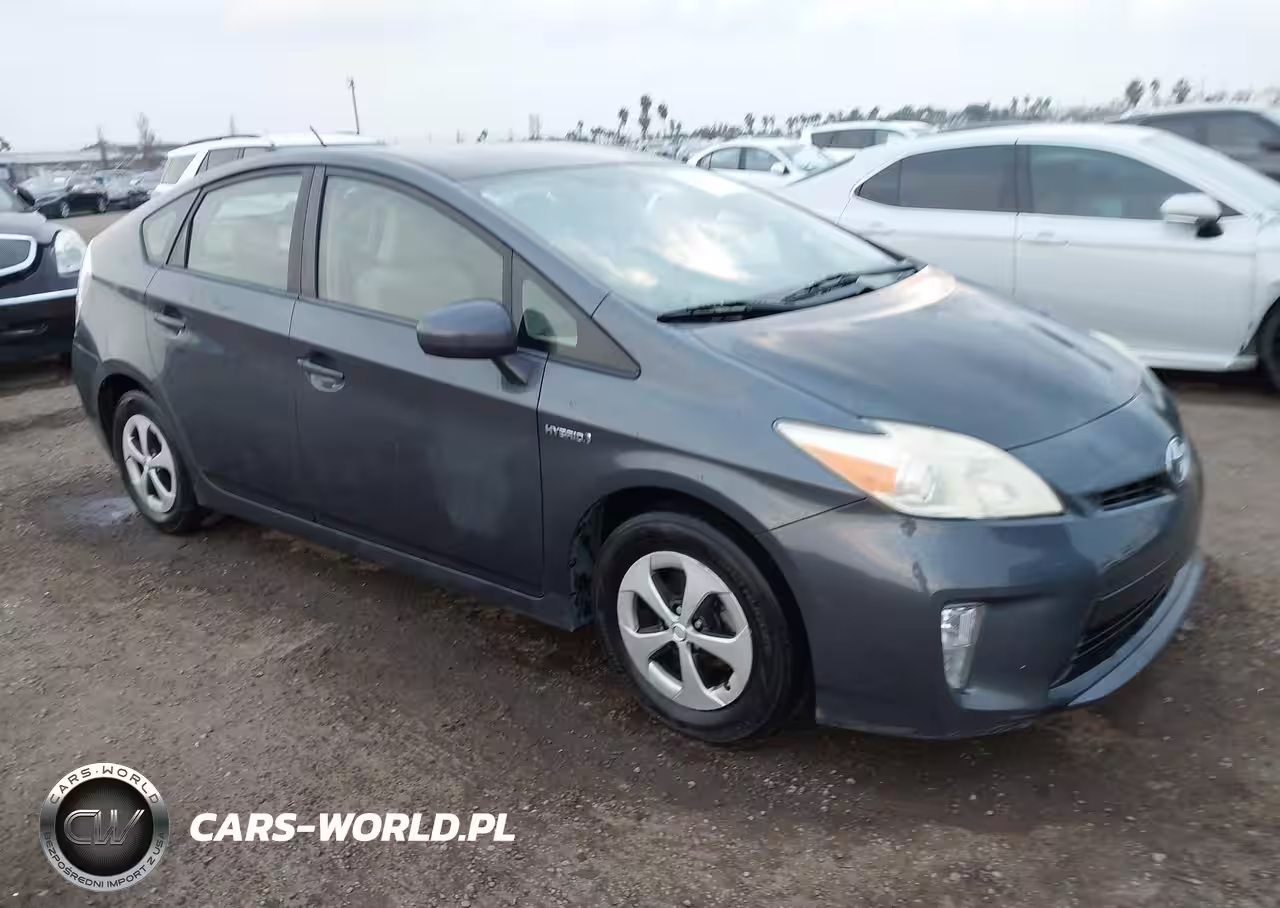 2013 Toyota Prius Two