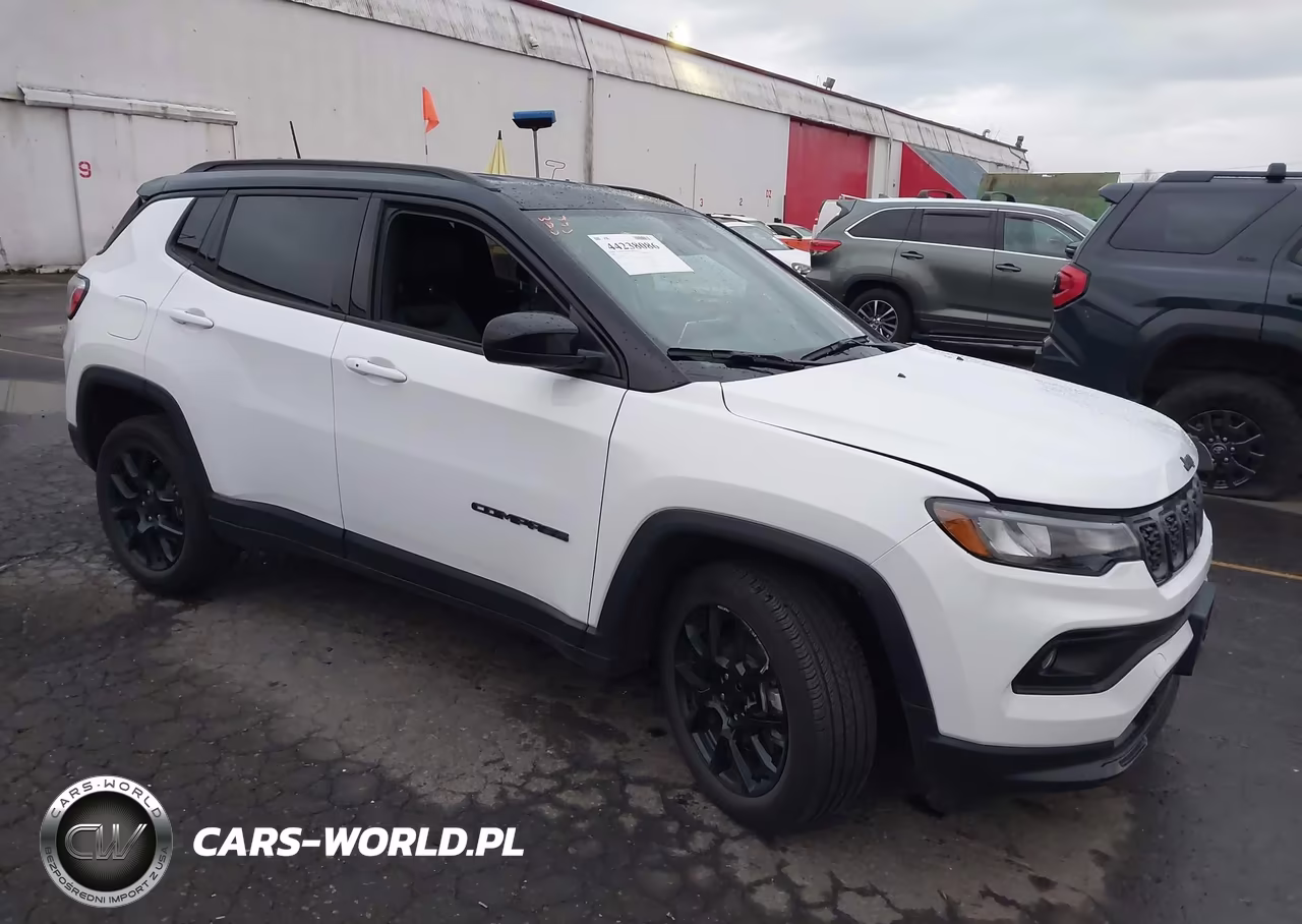 2024 Jeep Compass Latitude 4X4 – zdjęcie 1 z 17