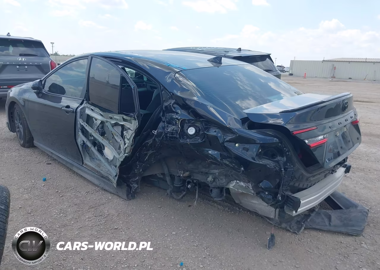 2025 Toyota Camry Se VIN:4T1DAACK5SU520834 - 3