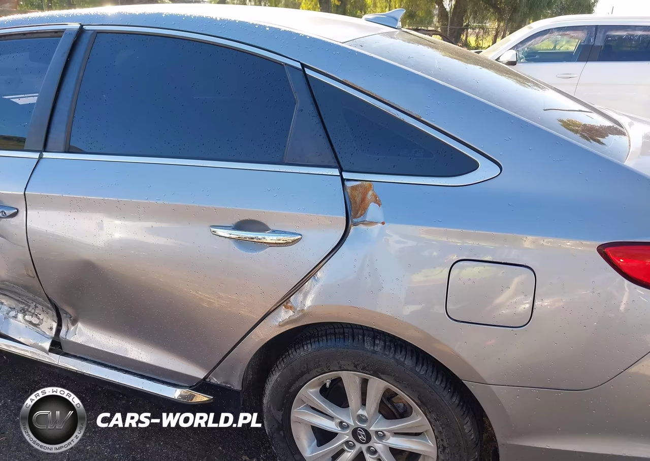 2016 Hyundai Sonata Se VIN:5NPE24AF4GH370844 - 13
