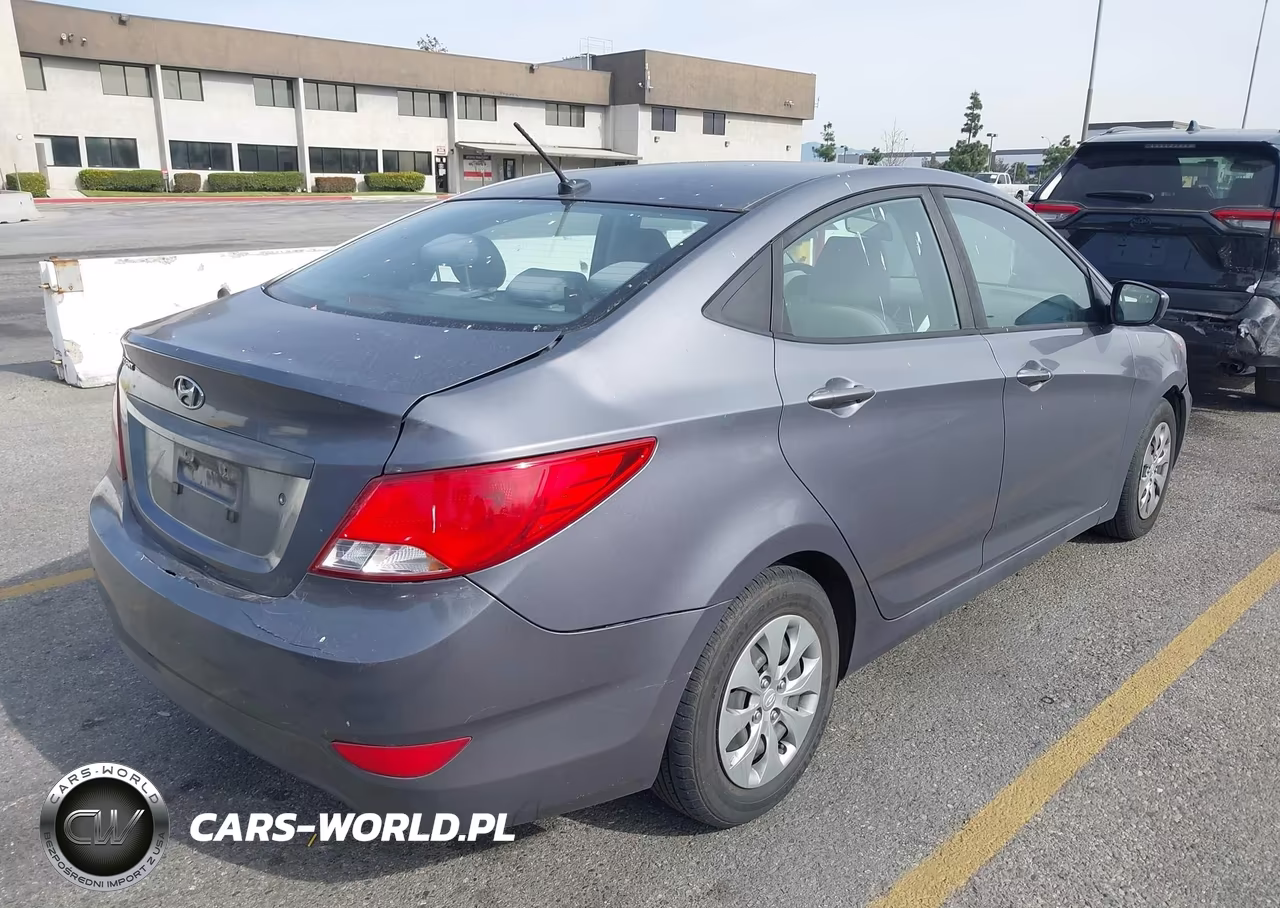 2017 Hyundai Accent Se VIN:KMHCT4AE4HU236964 - 4