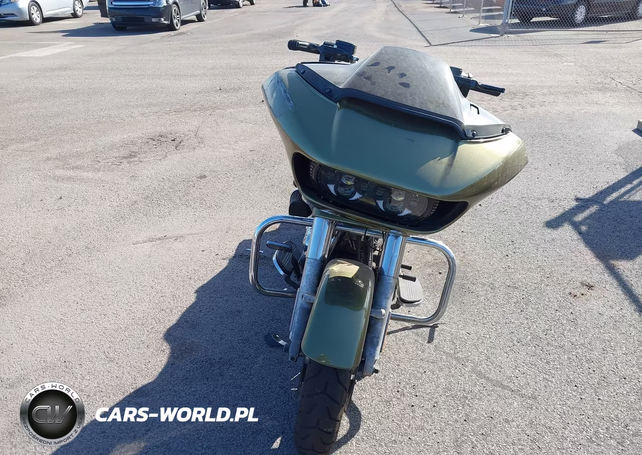 2017 Harley-Davidson Fltrxs Road Glide Special VIN:1HD1KTC16HB604302 - 5