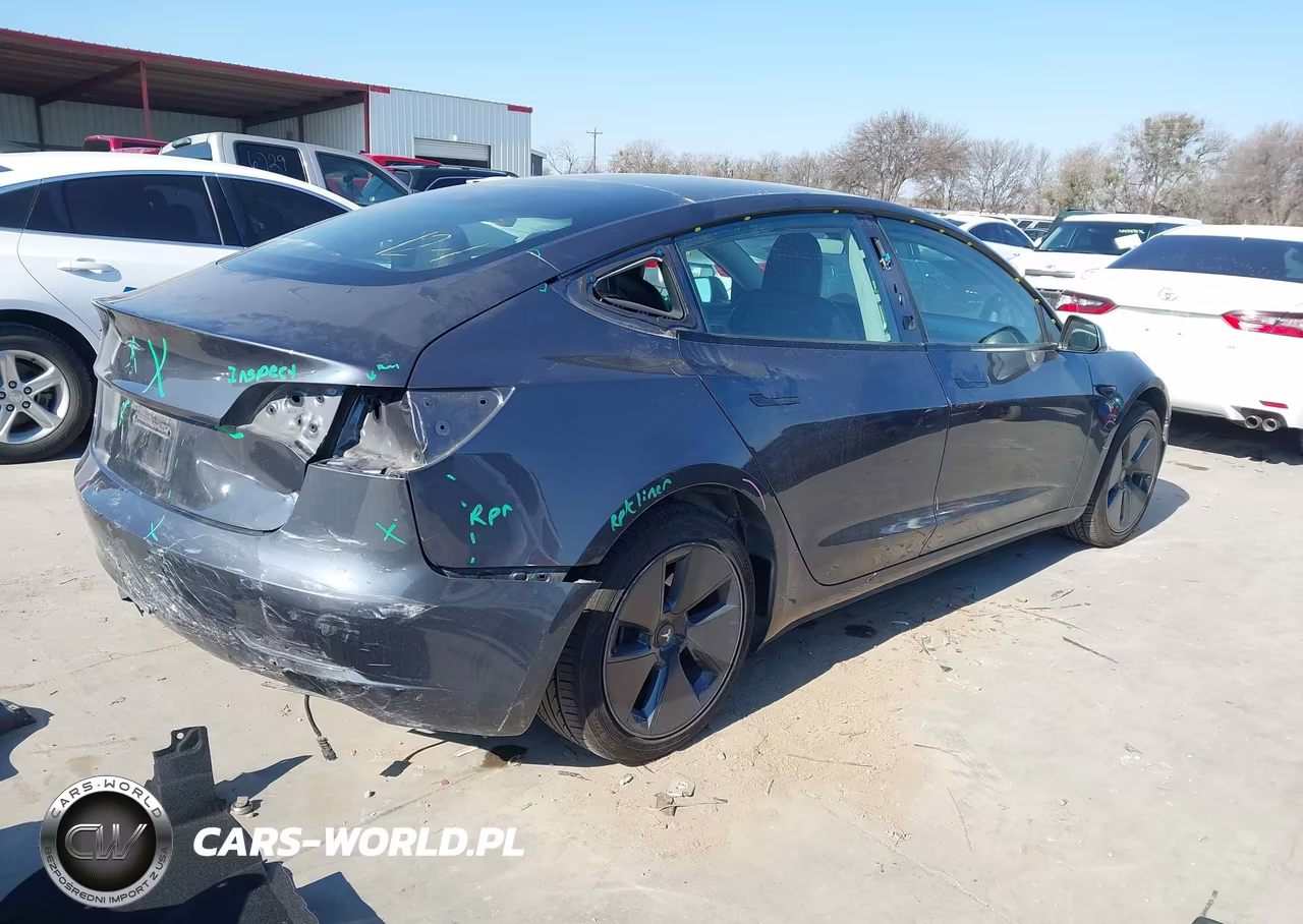 2023 Tesla Model 3 Rear-Wheel Drive VIN:5YJ3E1EAXPF664386 - 4