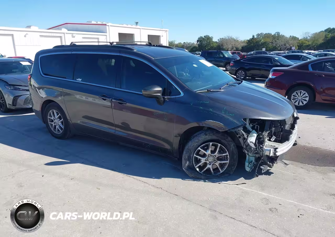 2021 Chrysler Voyager Lxi