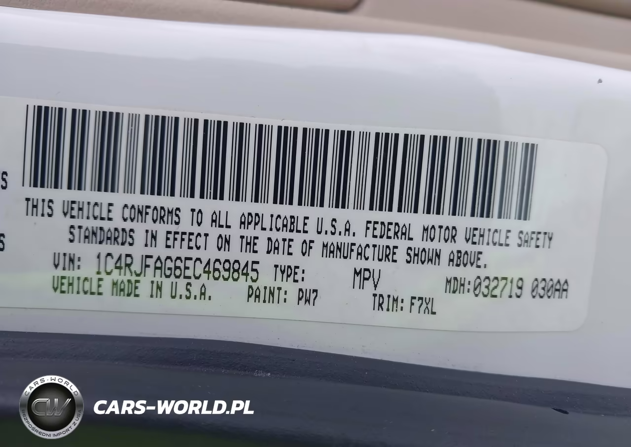 2014 Jeep Grand Cherokee Laredo VIN:1C4RJFAG6EC469845 - 9