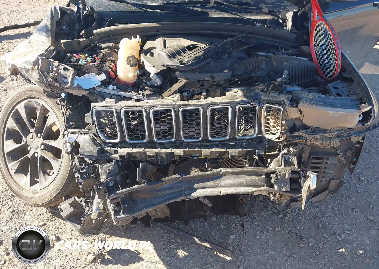 2023 Jeep Grand Cherokee Overland 4X2 VIN:1C4RJGDG1P8885874 - 10