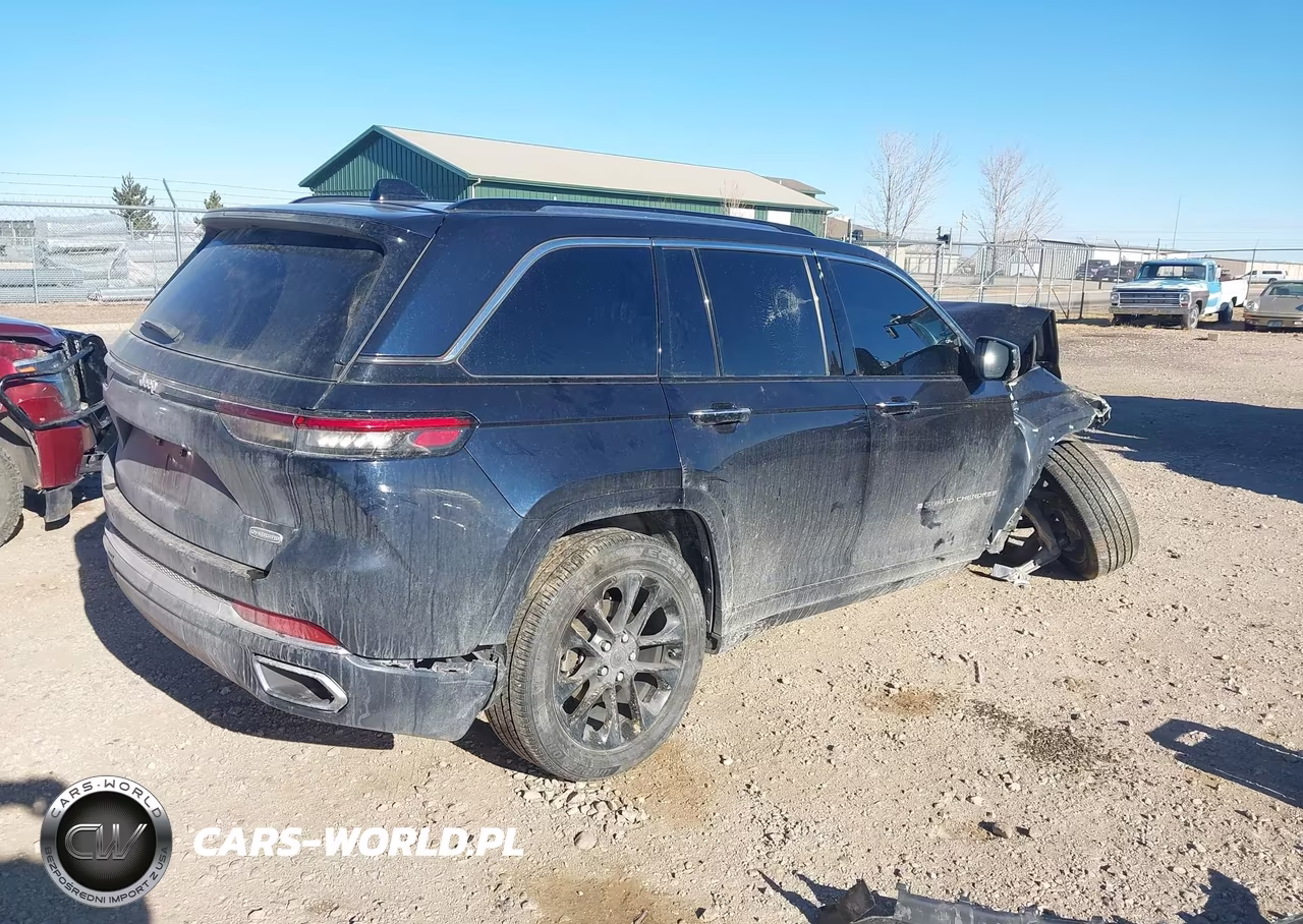 2023 Jeep Grand Cherokee Overland 4X2 VIN:1C4RJGDG1P8885874 - 4