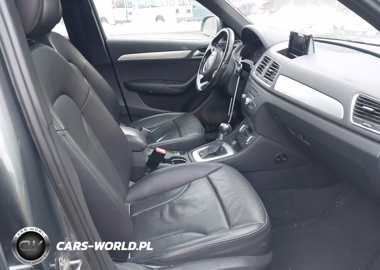 2015 Audi Q3 Premium Plus VIN:WA1EFCFS8FR005511 - 5
