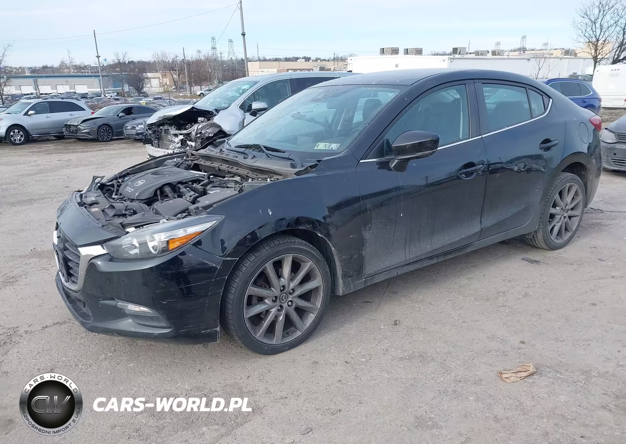 2018 Mazda Mazda3 Touring VIN:3MZBN1V3XJM199430 - 2