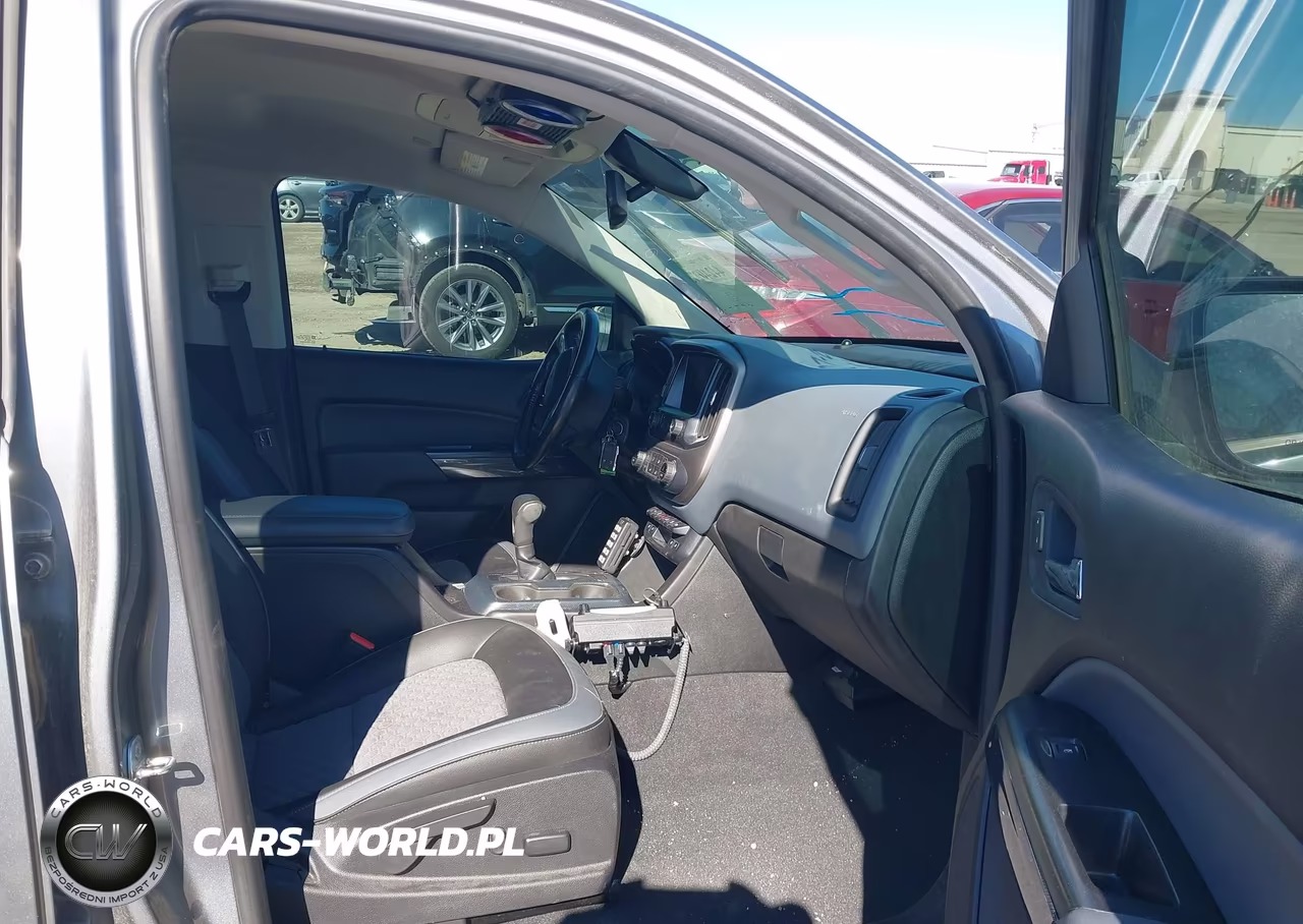 2019 Chevrolet Colorado Z71 VIN:1GCGTDEN4K1100973 - 5