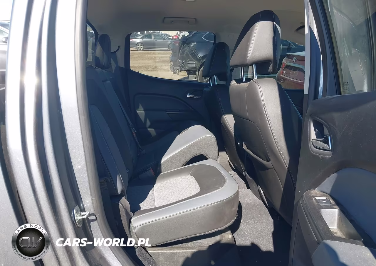 2019 Chevrolet Colorado Z71 VIN:1GCGTDEN4K1100973 - 8