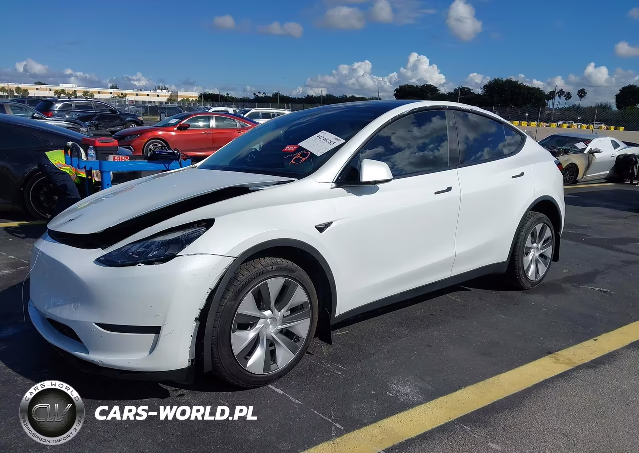2023 Tesla Model Y Awd-Long Range Dual Motor All-Wheel Drive VIN:7SAYGAEE1PF789444 - 2