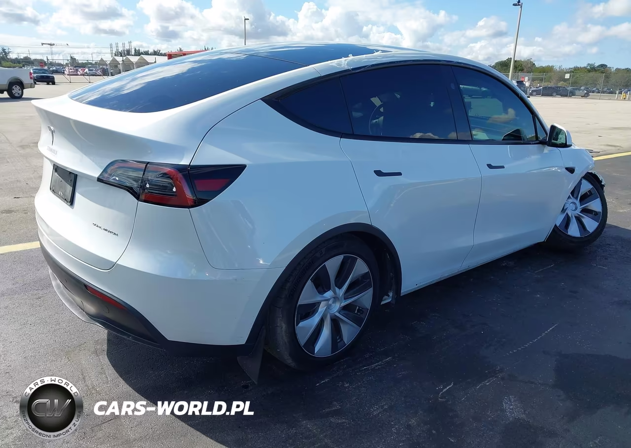 2023 Tesla Model Y Awd-Long Range Dual Motor All-Wheel Drive VIN:7SAYGAEE1PF789444 - 4