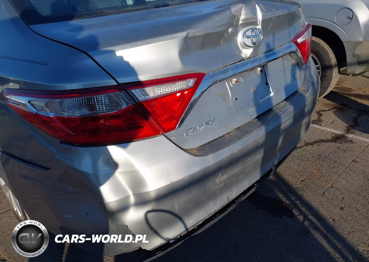 2016 Toyota Camry Le VIN:4T1BF1FK8GU119113 - 19