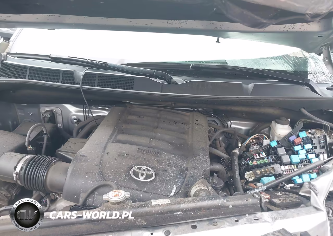 2020 Toyota Tundra Limited VIN:5TFFY5F1XLX264242 - 10