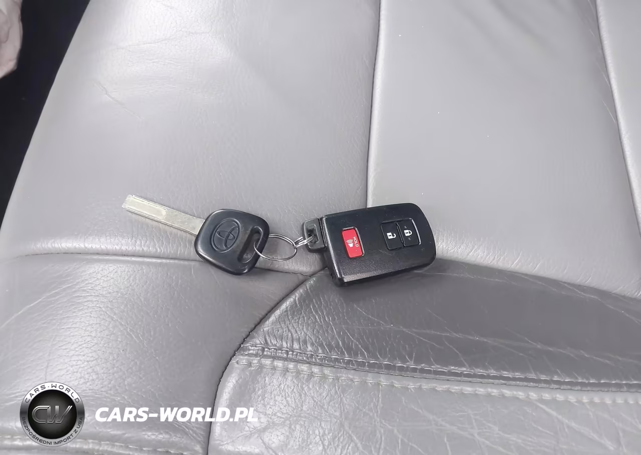 2020 Toyota Tundra Limited VIN:5TFFY5F1XLX264242 - 11