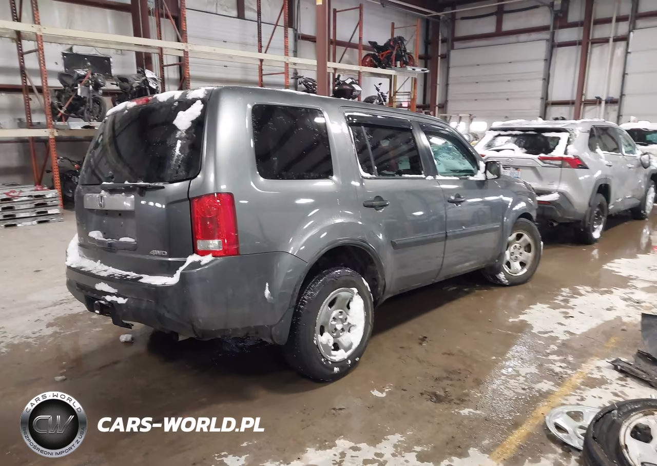 2013 Honda Pilot Lx VIN:5FNYF4H21DB070841 - 4