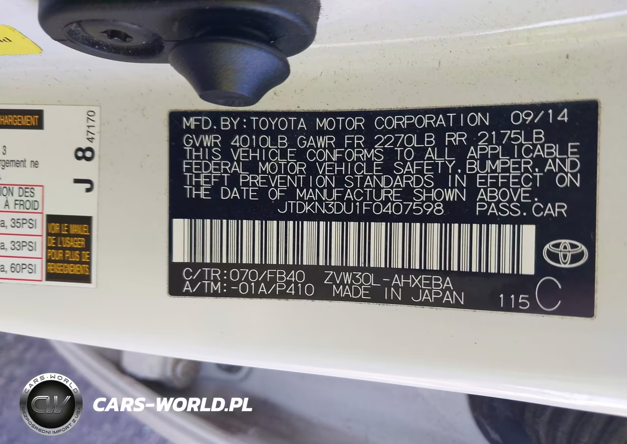 2015 Toyota Prius Two VIN:JTDKN3DU1F0407598 - 9