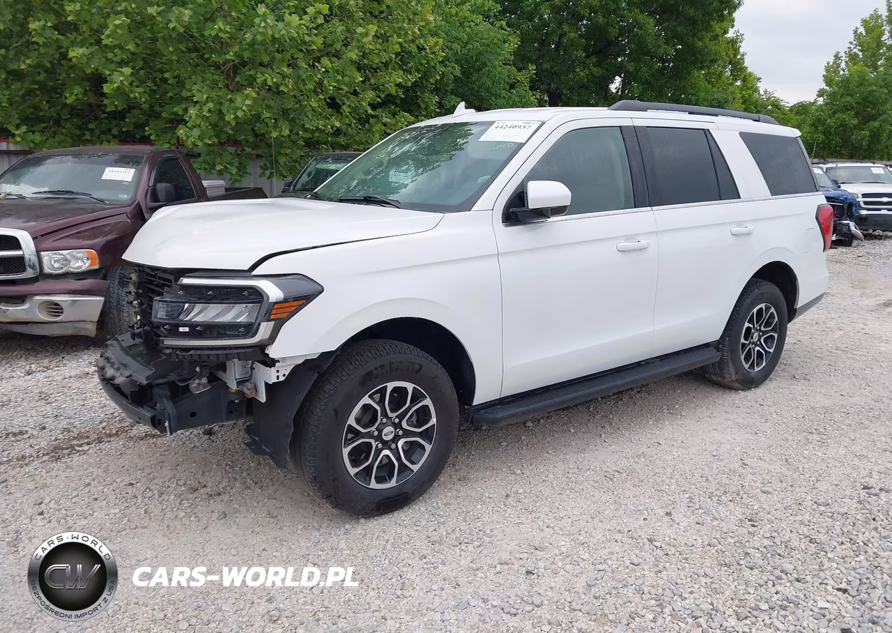 2024 Ford Expedition Xlt VIN:1FMJU1J87REA94666 - 2
